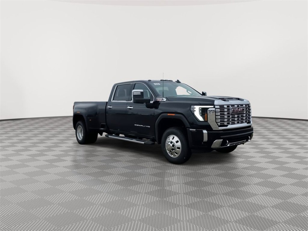 2025 Gmc Sierra 3500 HD Denali photo 2