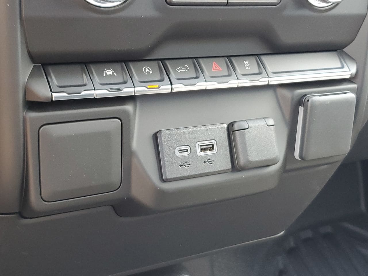 2025 GMC Sierra 1500 Pro - Photo 64