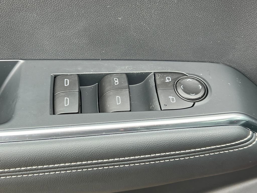2026 GMC Acadia Elevation - Photo 15