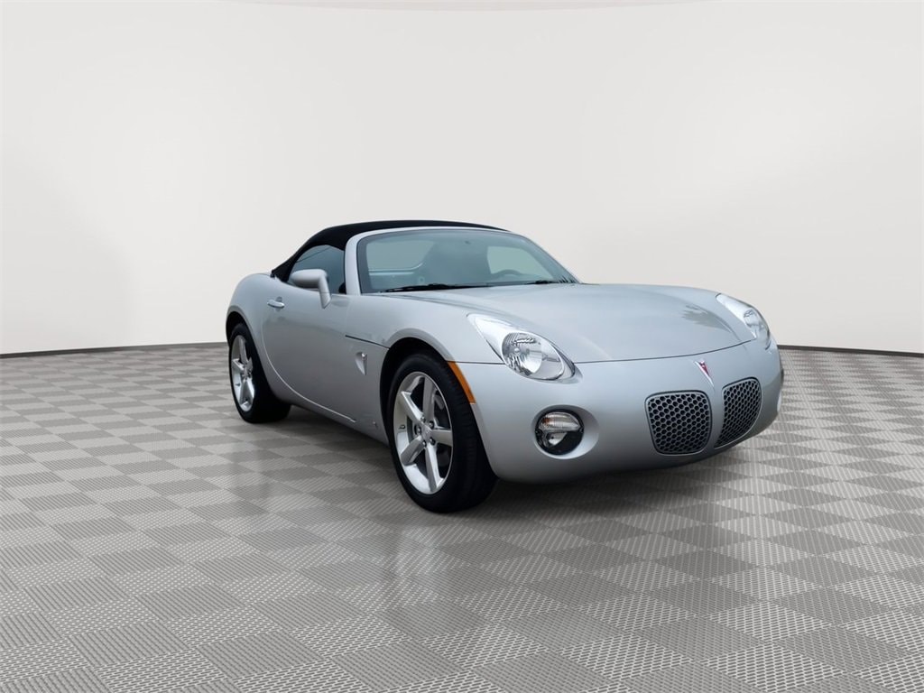 Used 2009 Pontiac Solstice Base with VIN 1G2MN35B39Y107853 for sale in Portage, MI
