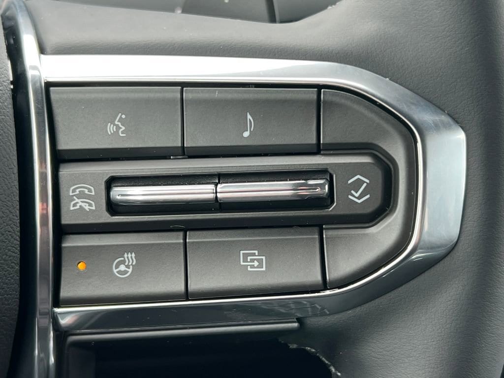 2026 GMC Acadia Elevation - Photo 21