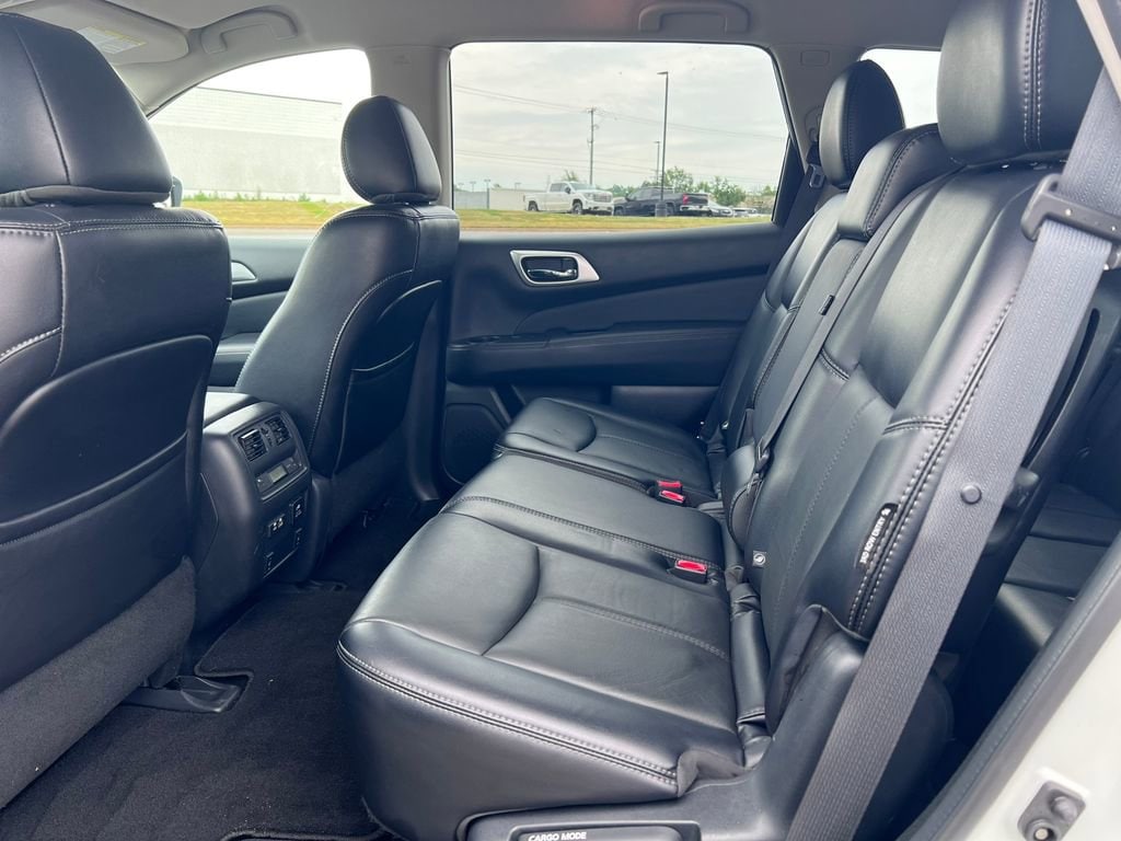 Used 2020 Nissan Pathfinder SL
