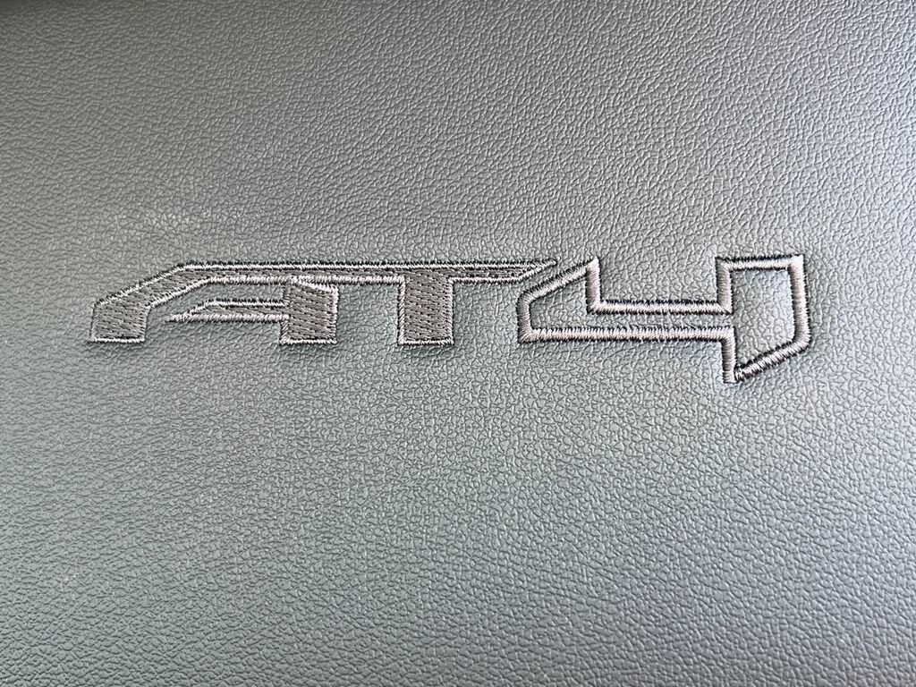 2026 GMC Sierra 2500HD AT4 - Photo 18