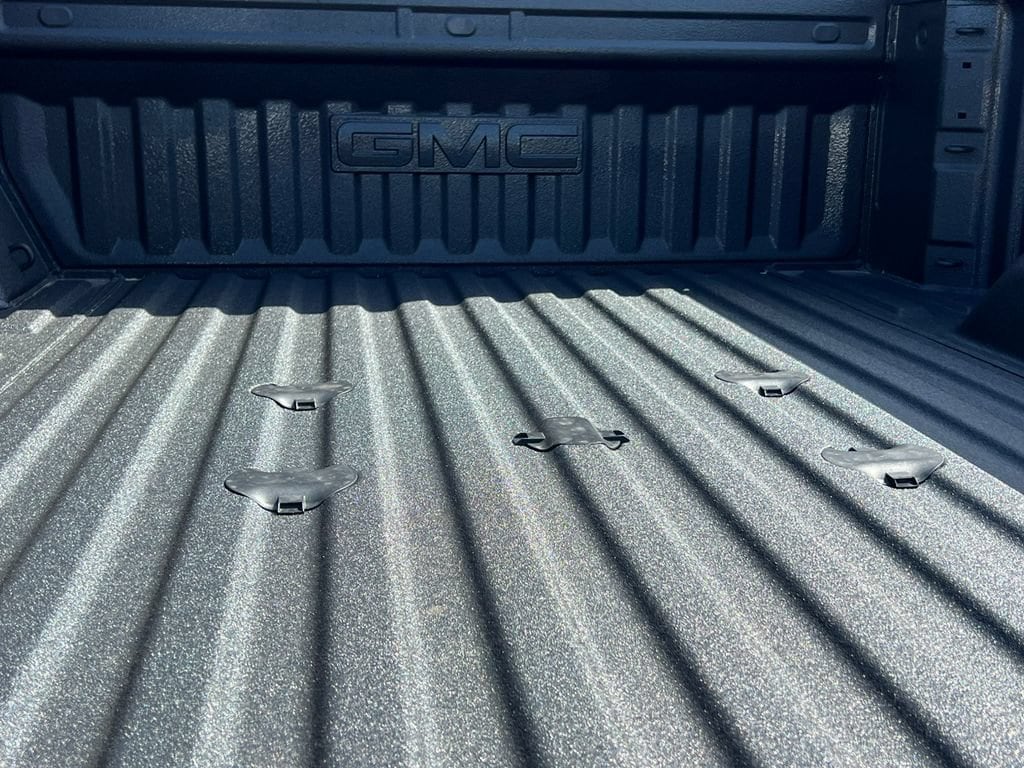 2026 GMC Sierra 2500HD AT4 - Photo 8