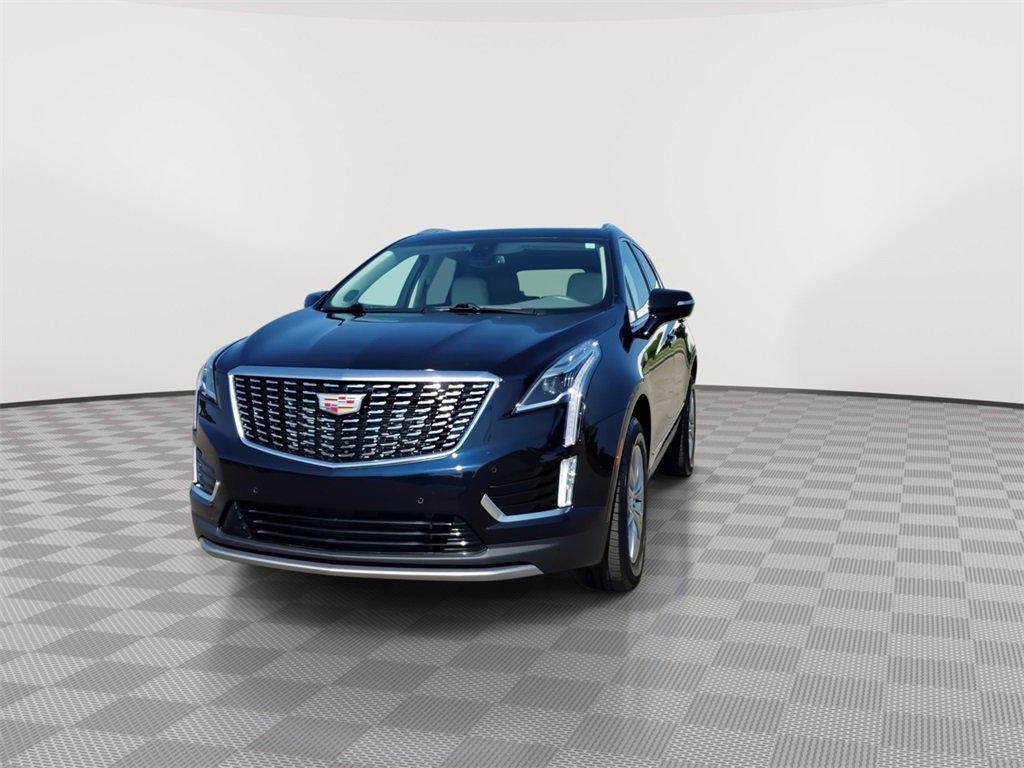 2022 Cadillac XT5 Premium Luxury photo 3