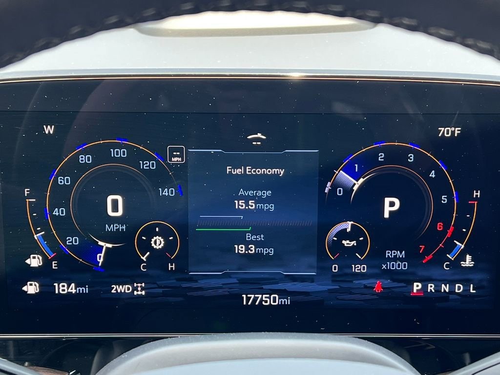 2025 Chevrolet Suburban Premier - Photo 23
