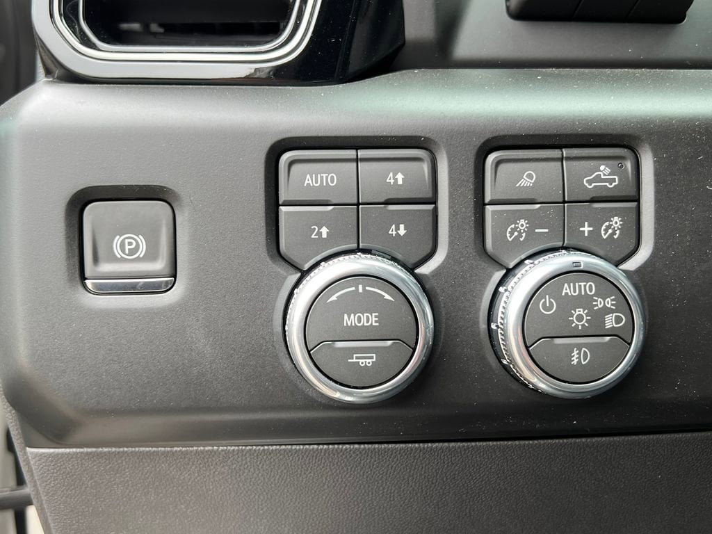 2026 GMC Sierra 1500 AT4X - Photo 30