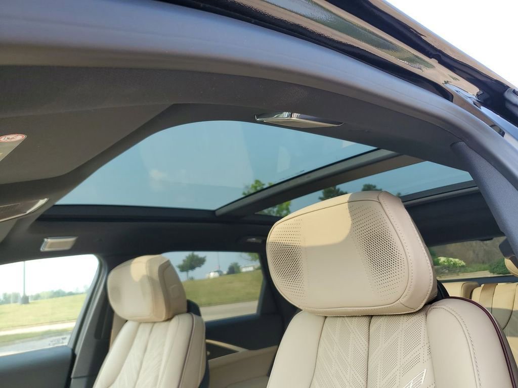 2026 Cadillac LYRIQ V Premium - Photo 20