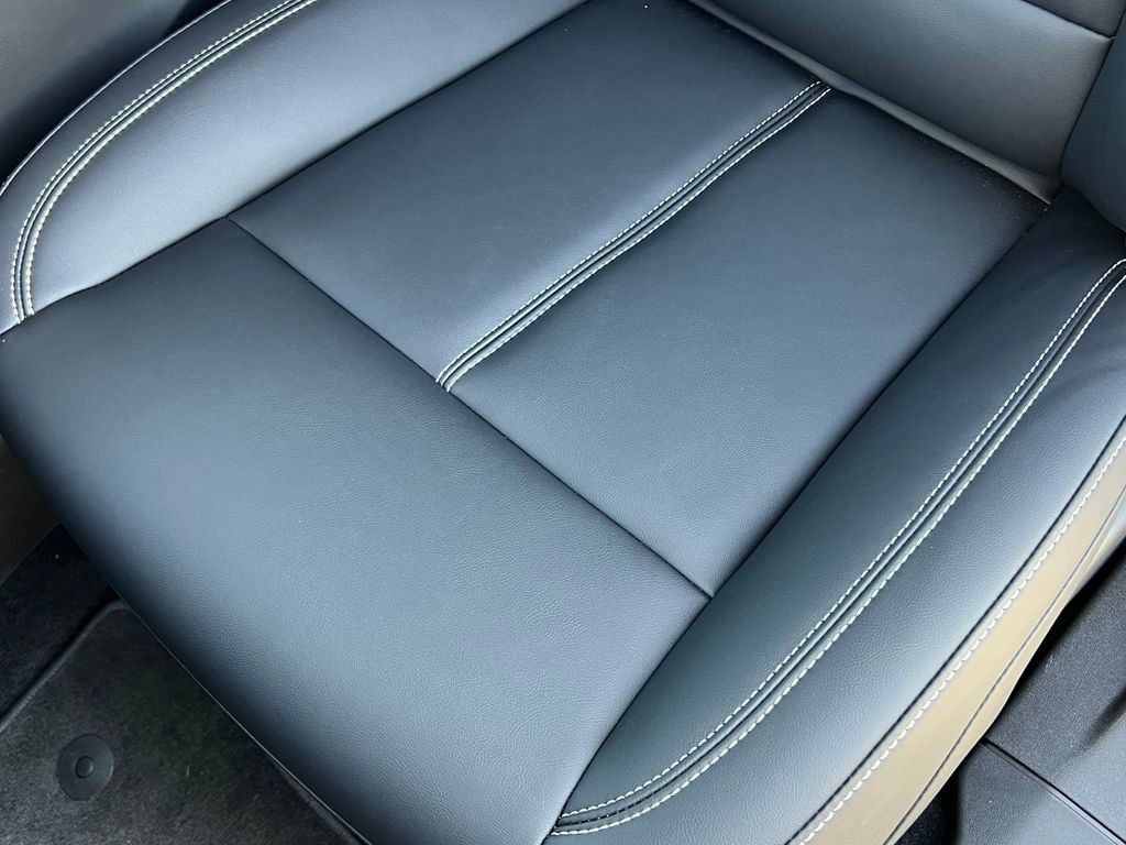 2025 Cadillac OPTIQ Sport 1 - Photo 9