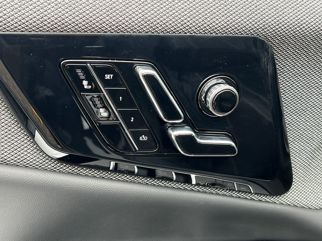2026 Cadillac OPTIQ Sport - Photo 15