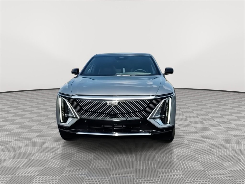 2024 Cadillac Lyriq Tech photo 3