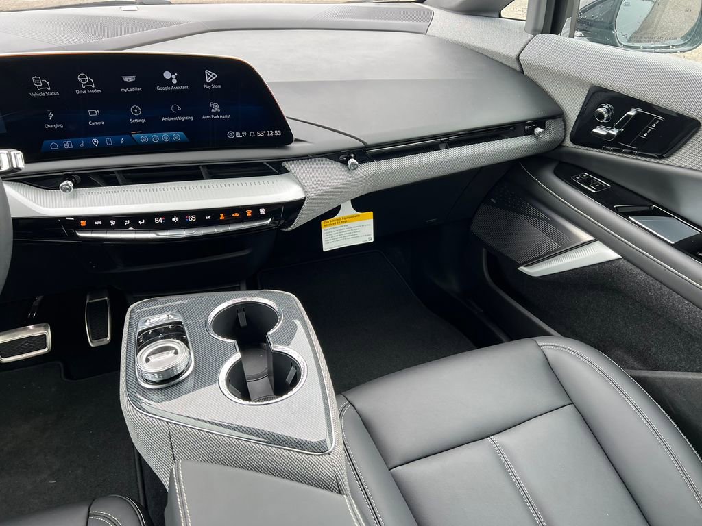2026 Cadillac OPTIQ Sport - Photo 28