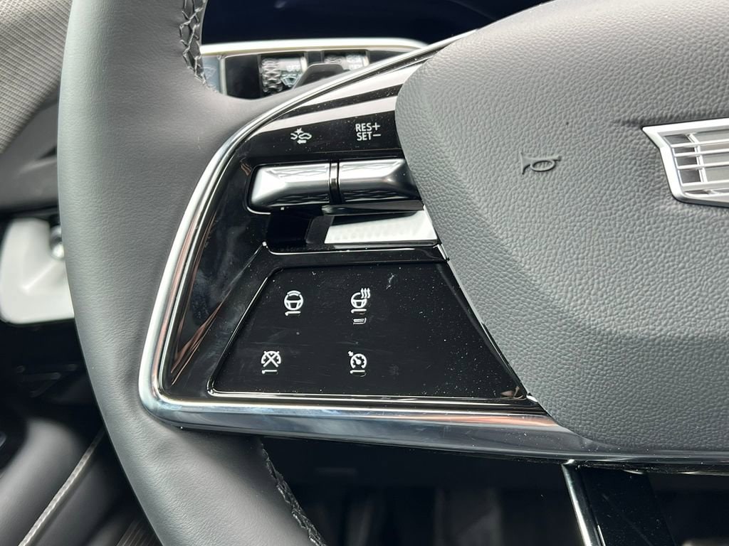 2026 Cadillac OPTIQ Sport - Photo 19