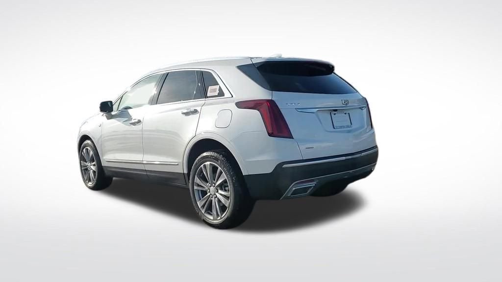 New 2025 CADILLAC XT5 Premium Luxury SUV