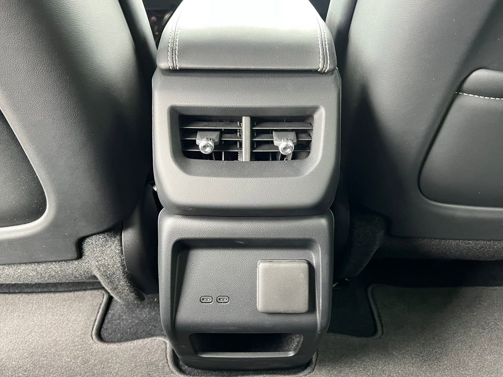 2026 Cadillac OPTIQ Sport - Photo 29