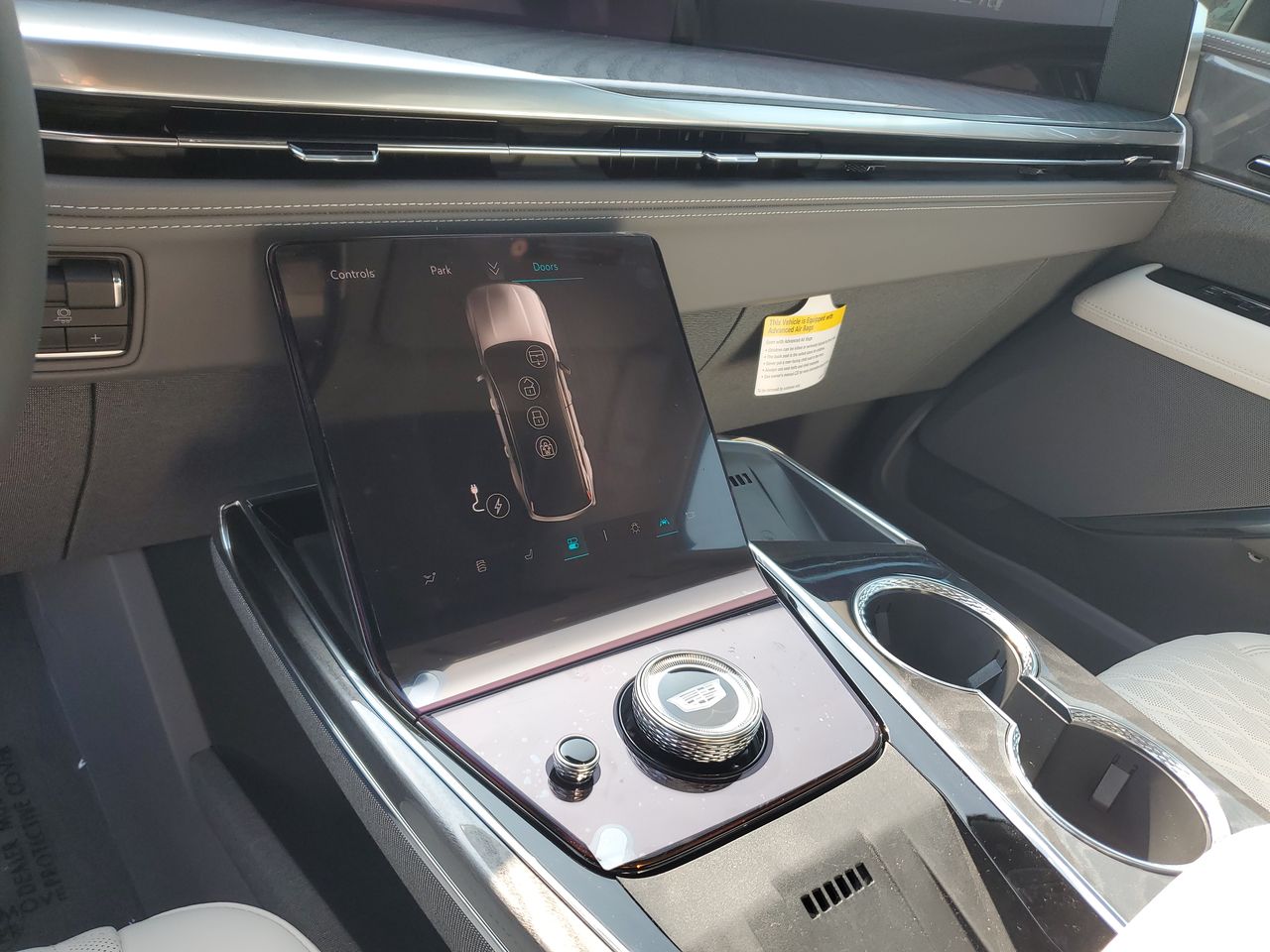 2026 Cadillac Escalade IQ Luxury - Photo 68