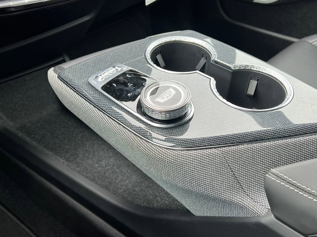 2026 Cadillac OPTIQ Sport - Photo 25