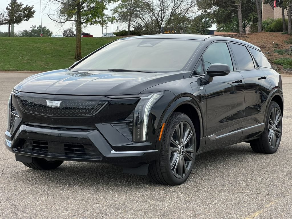 2027 Cadillac OPTIQ Premium Sport - Photo 32