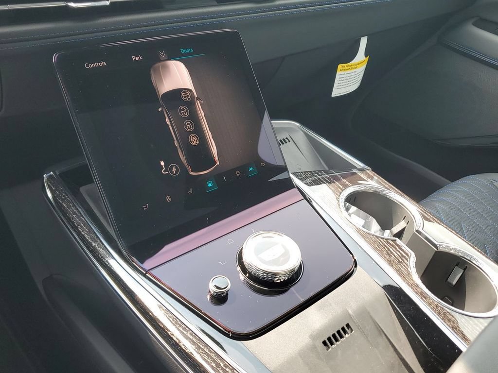 2026 Cadillac Escalade IQ Sport - Photo 35