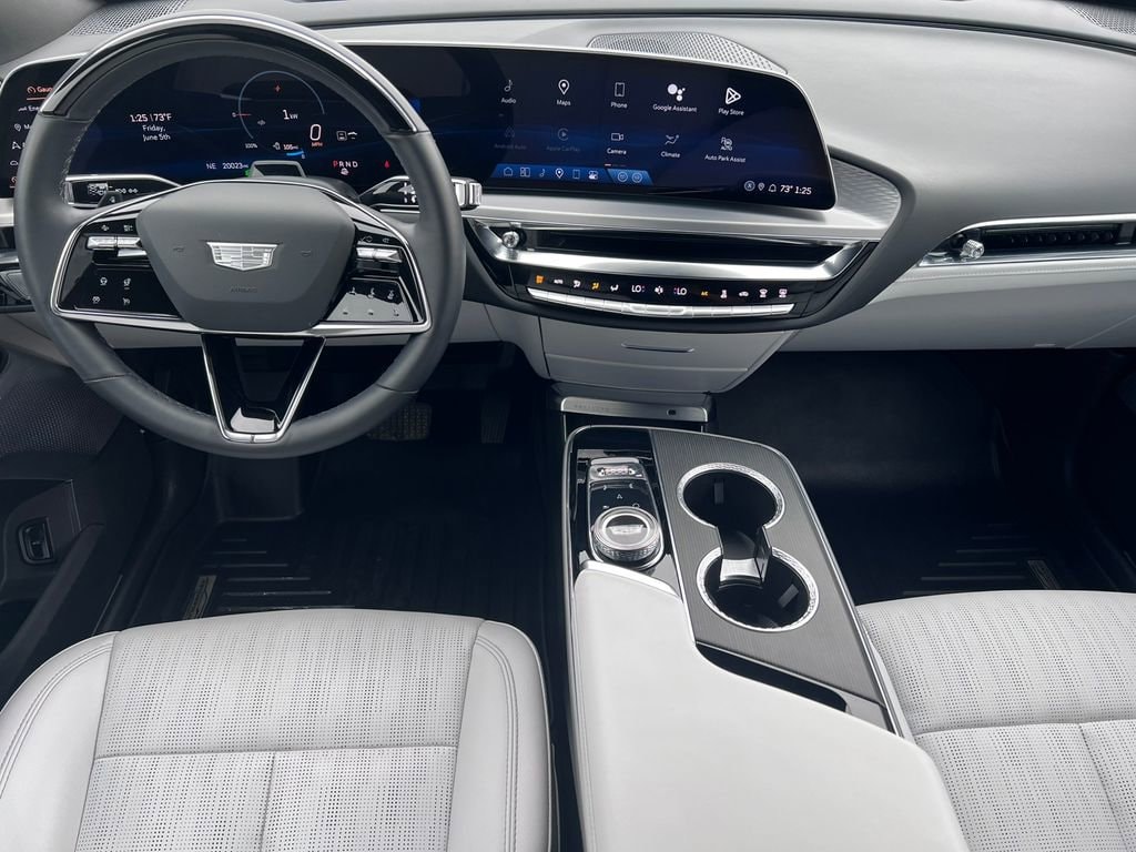 Certified 2024 CADILLAC LYRIQ Luxury 2 SUV
