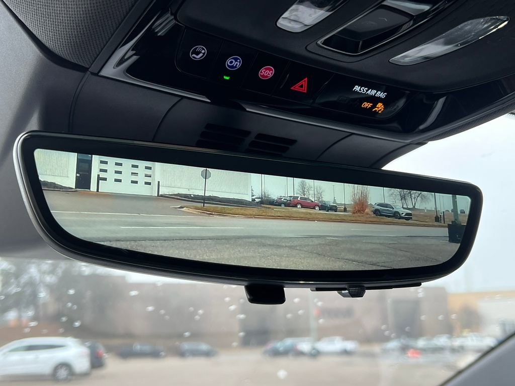 2026 Cadillac OPTIQ Sport - Photo 27