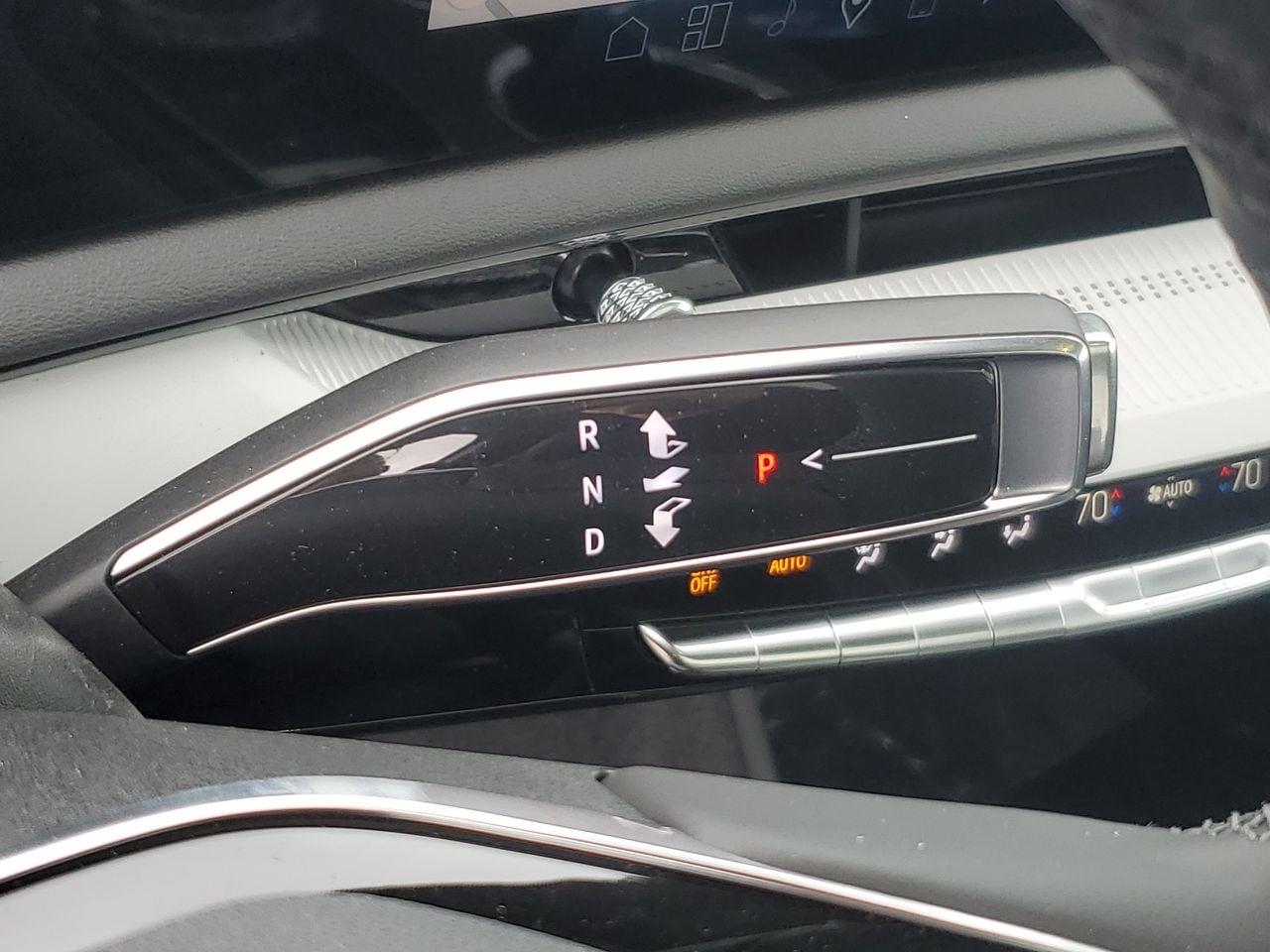 2025 Cadillac OPTIQ Sport 1 - Photo 60