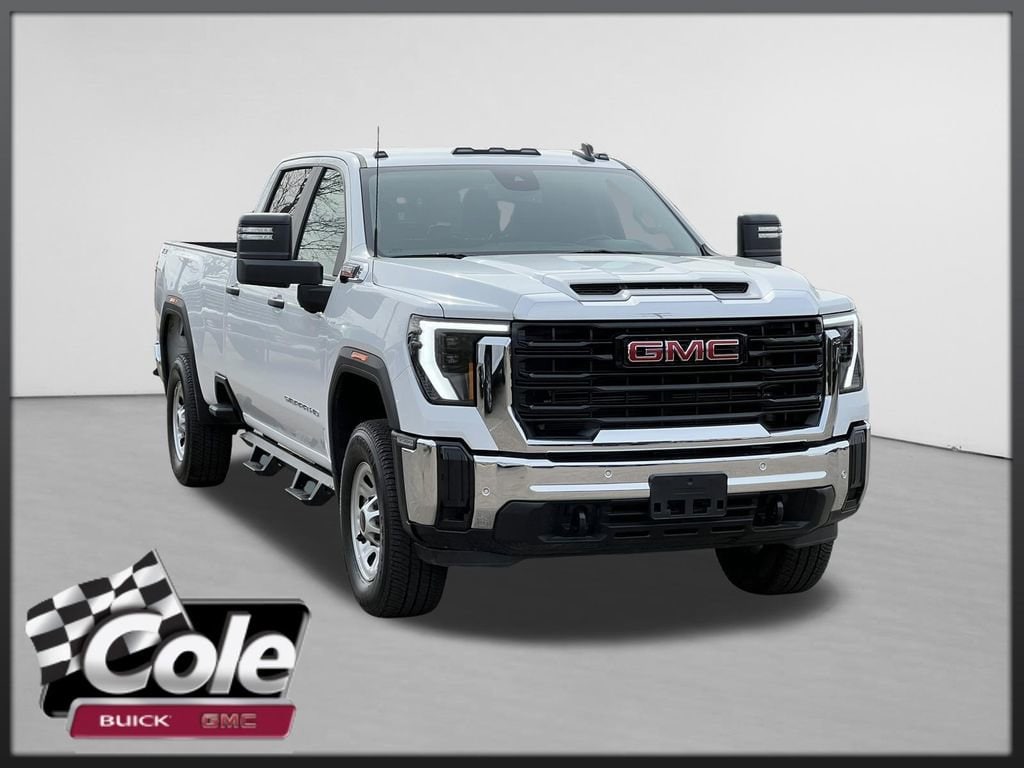 2025 GMC Sierra 4WD Crew Cab Standard Box Pro's photo