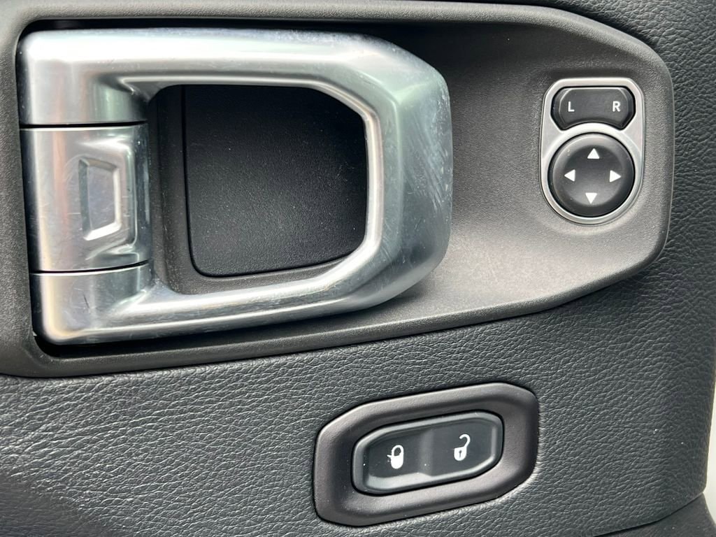 2018 Jeep All-New Wrangler Unlimited Sahara - Photo 14