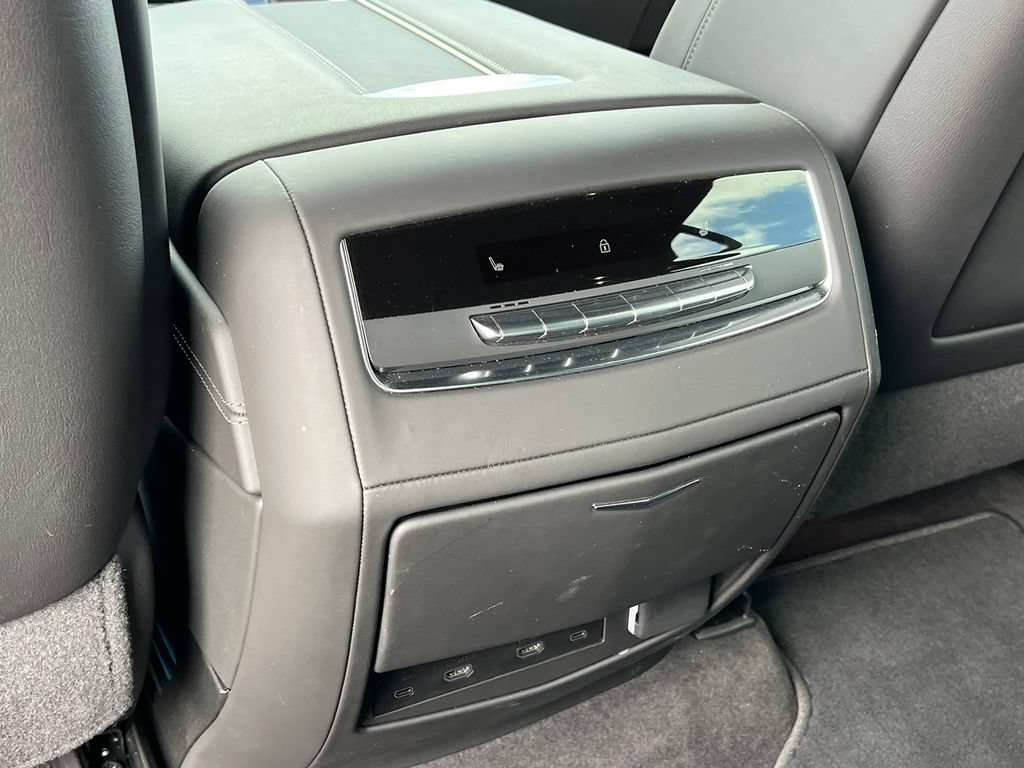 2025 Cadillac Escalade Sport Platinum - Photo 45