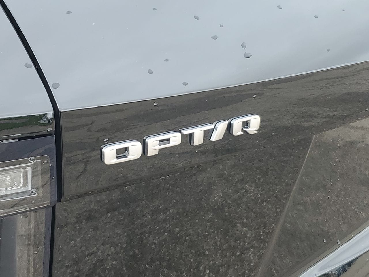 2025 Cadillac OPTIQ Sport 1 - Photo 76
