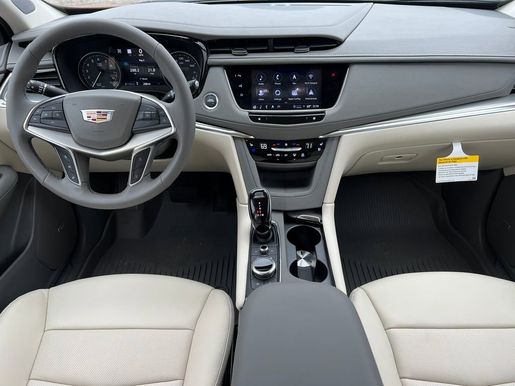 New 2026 CADILLAC XT5 Premium Luxury SUV