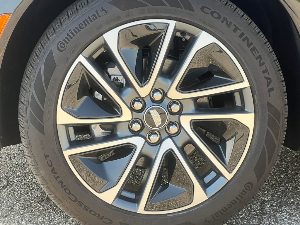 2025 Cadillac OPTIQ Sport 1 - Photo 6