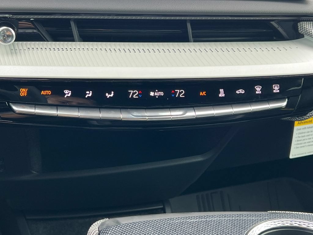2027 Cadillac OPTIQ Premium Sport - Photo 22