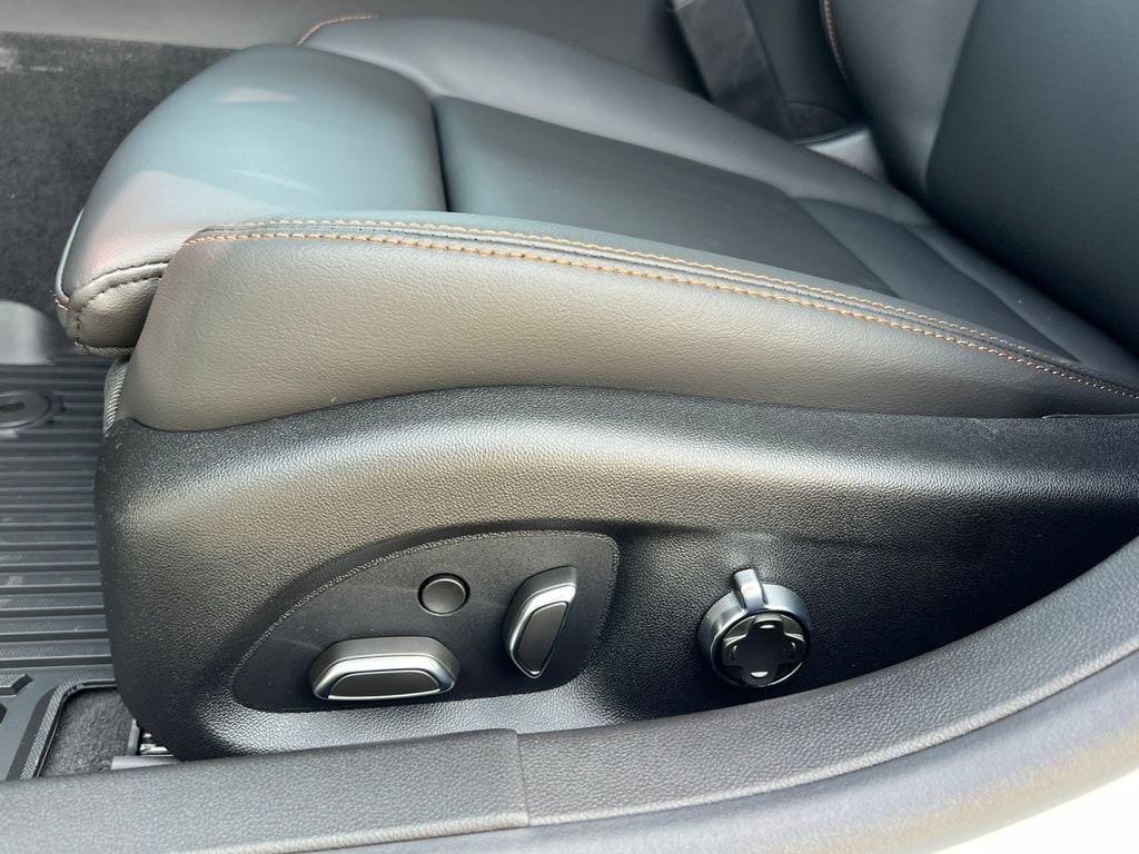 2026 Cadillac CT5 V-Series - Photo 11