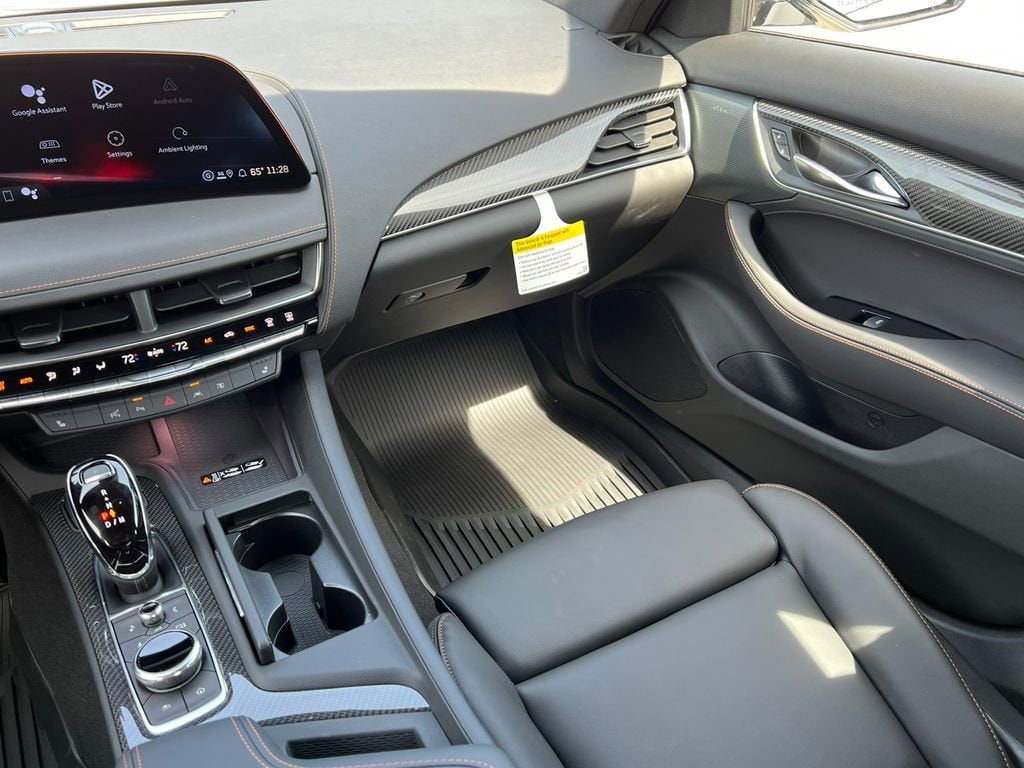 2026 Cadillac CT5 V-Series - Photo 37