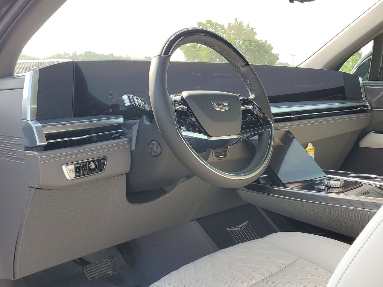 2026 Cadillac Escalade IQ Luxury - Photo 44