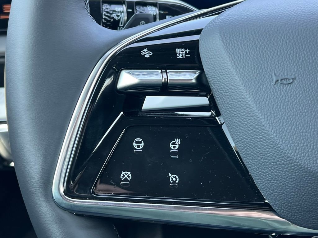 2025 Cadillac OPTIQ Sport 1 - Photo 19