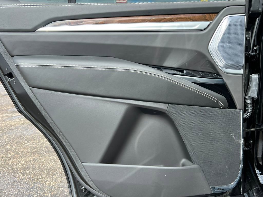 2025 Cadillac Escalade Sport Platinum - Photo 43