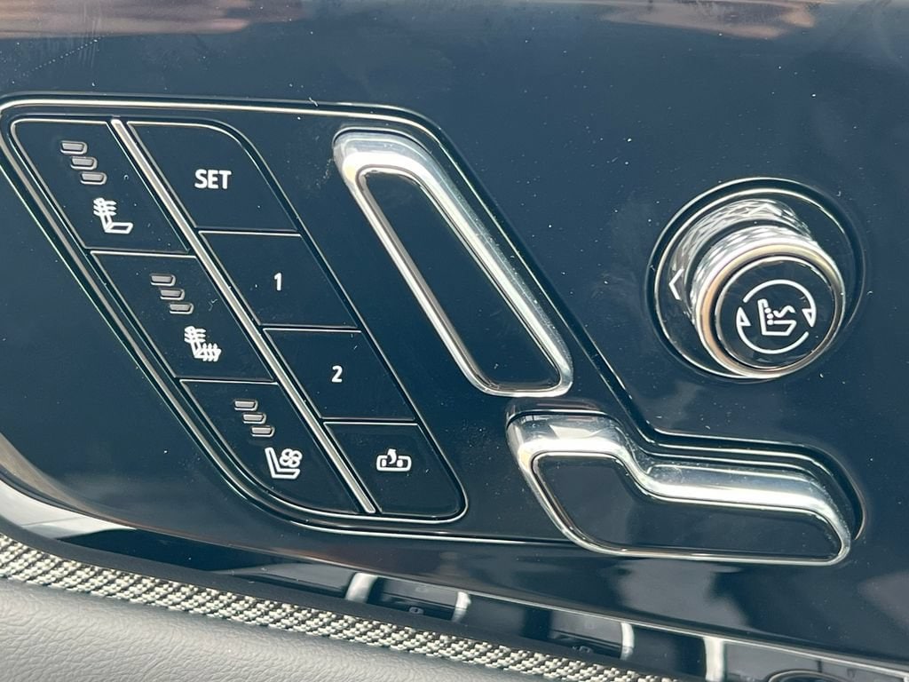 2027 Cadillac OPTIQ Premium Sport - Photo 13