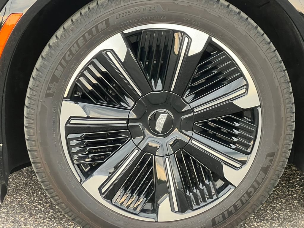 2025 Cadillac Escalade IQ Sport 1 - Photo 8