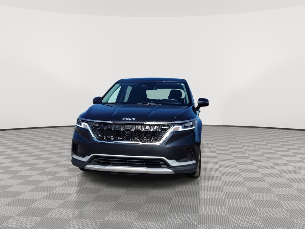 Used 2022 Kia Carnival LX