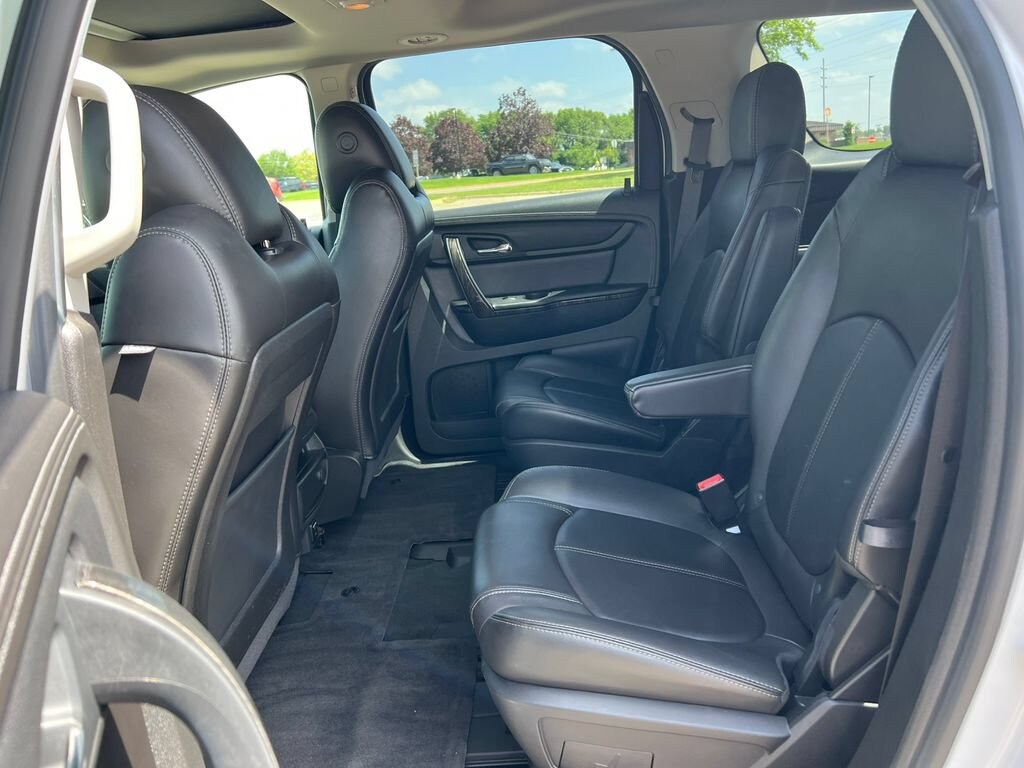 Used 2016 GMC Acadia SLT SUV