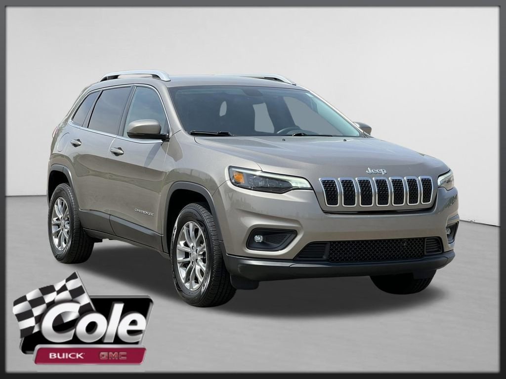 2019 Jeep Cherokee Latitude Plus 4X4's photo