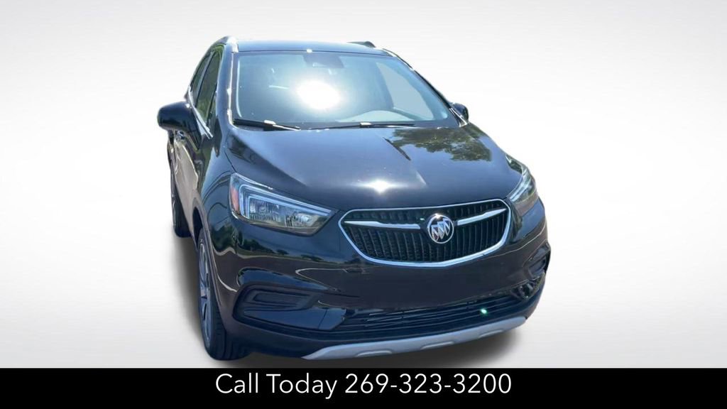 2022 Buick Encore Preferred photo 2