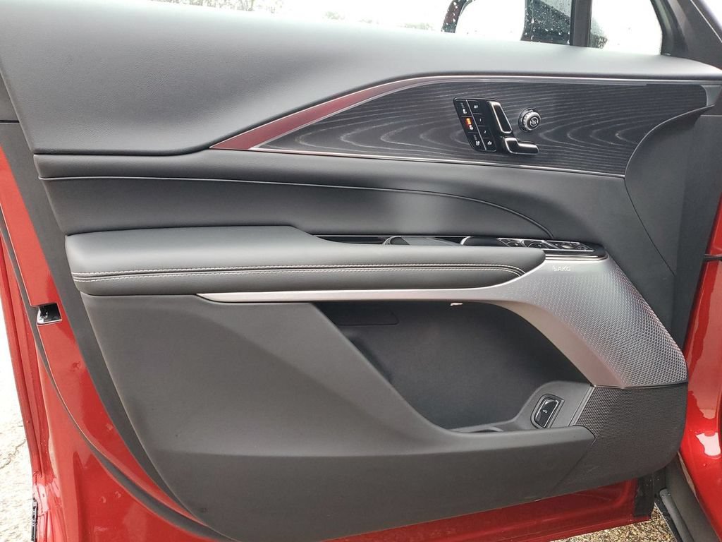2025 Cadillac LYRIQ Sport 3 - Photo 23