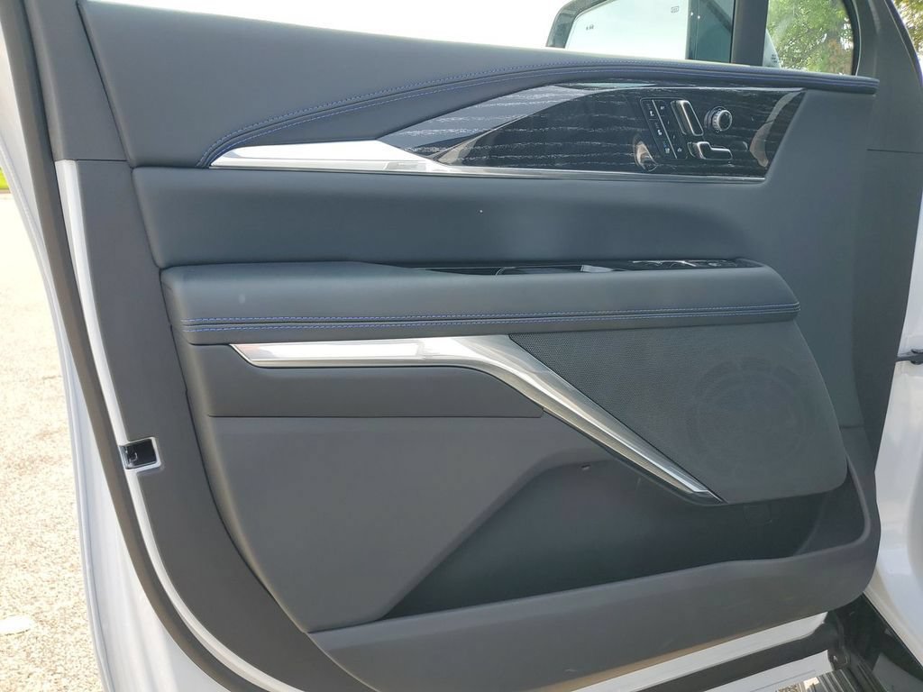 2026 Cadillac Escalade IQ Sport - Photo 23