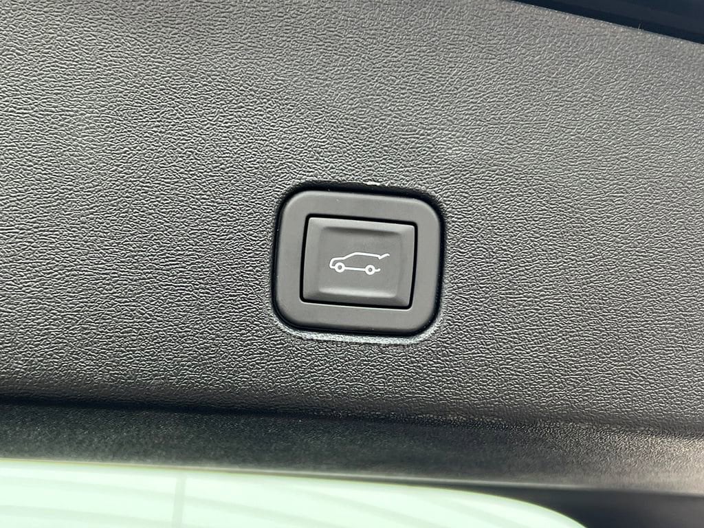 2026 Cadillac OPTIQ Sport - Photo 33