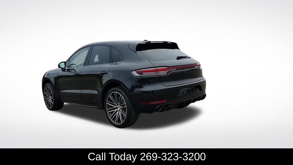 2021 Porsche Macan Turbo photo 4