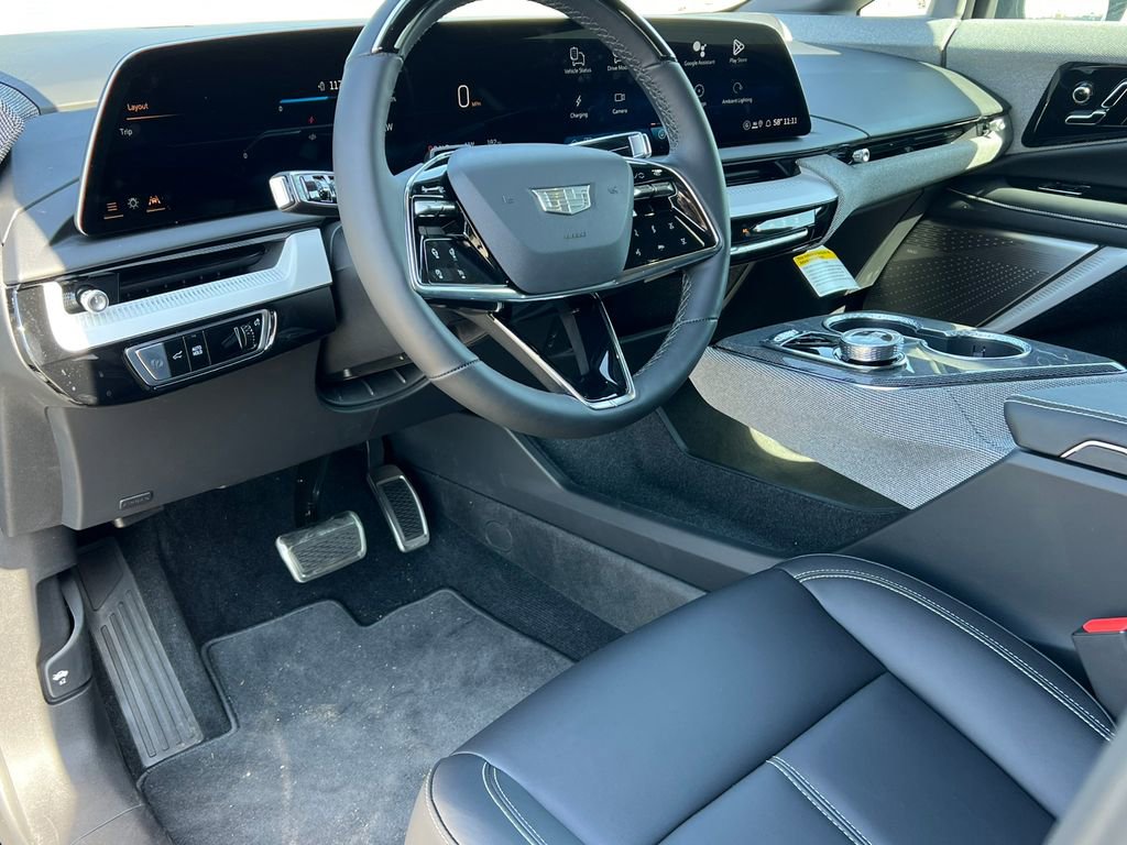 2025 Cadillac OPTIQ Sport 1 - Photo 16