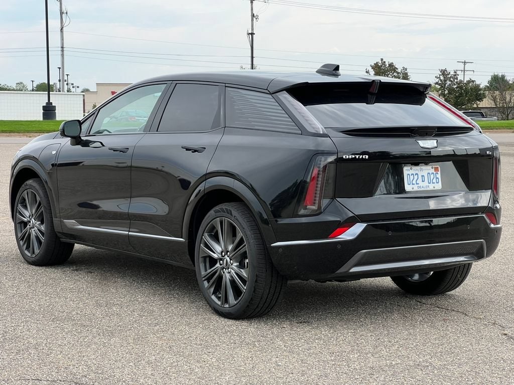 2027 Cadillac OPTIQ Premium Sport - Photo 8